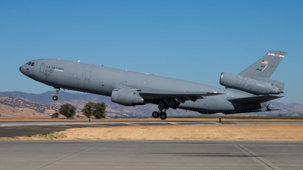 Travis AFB bids farewell to last KC-10